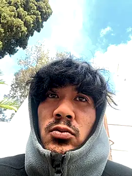 juniiorre online show from 11/19/25, 11:10