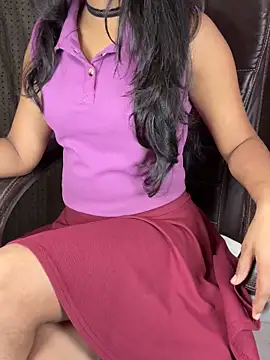 SCHOOL Girl 0 online show from 01/06/25, 11:51