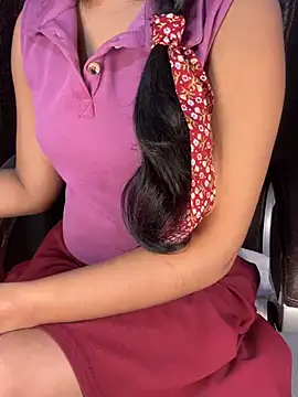 SCHOOL Girl 0 online show from 02/10/25, 10:09