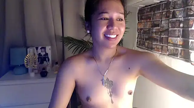 Snapshot of mariefox_xxx chatting on 03/19/25, 05:41 mariefox xxx online show from 03/19/25, 05:41