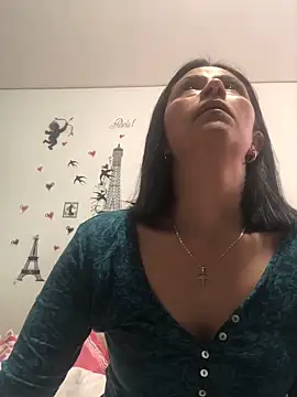 sharoon cheerry online show from 02/25/25, 02:44