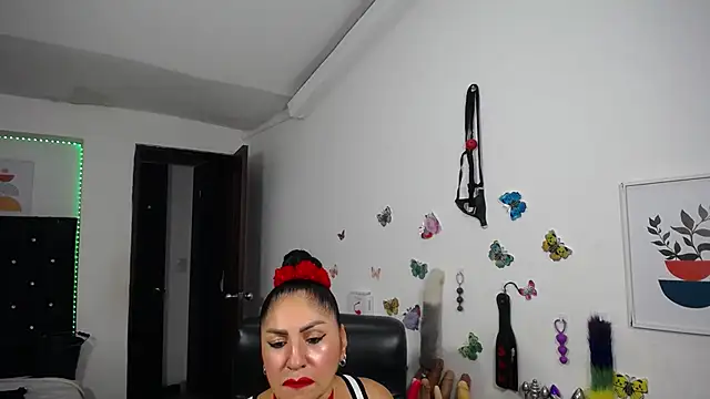 mature bigboobs10 online show from 04/01/26, 04:02