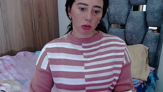 sara hott 1 online show from 01/20/25, 08:50