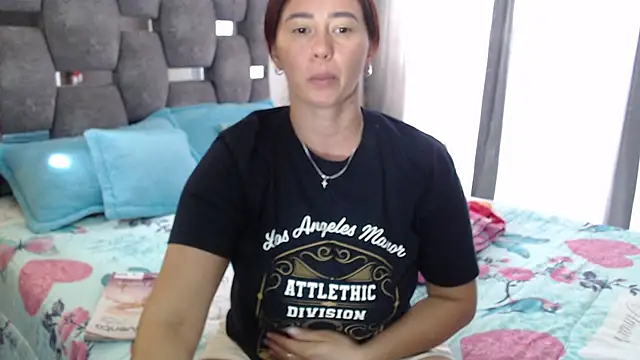 sara hott 1 online show from 03/03/26, 03:51