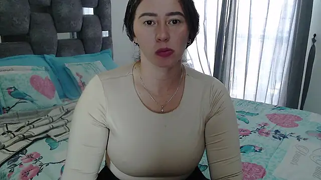 sara hott 1 online show from 03/13/26, 02:56