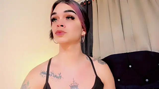 Snapshot of lesly_xx chatting on 06/12/26, 03:16 lesly xx online show from 06/12/26, 03:16