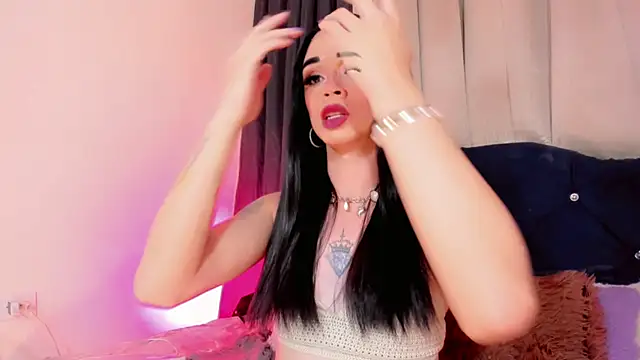 Snapshot of lesly_xx chatting on 06/17/26, 03:31 lesly xx online show from 06/17/26, 03:31