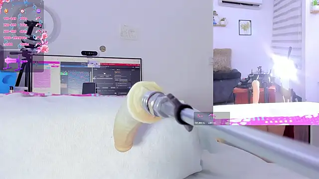 Soraya Davis online show from 11/02/25, 09:22