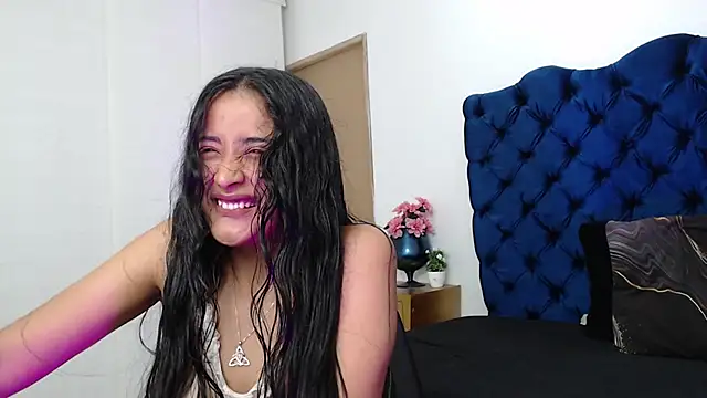 Lili666  online show from 11/07/25, 03:17