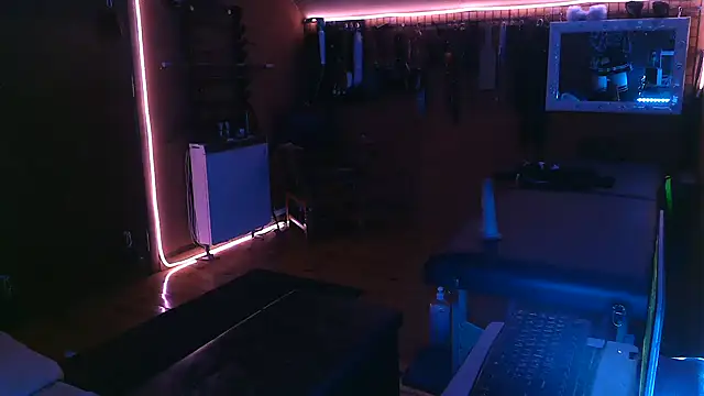 Ginny-the-bdsm-nympho online show from 01/08/26, 05:59