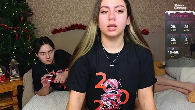 twobabesweet online show from 12/26/24, 07:35