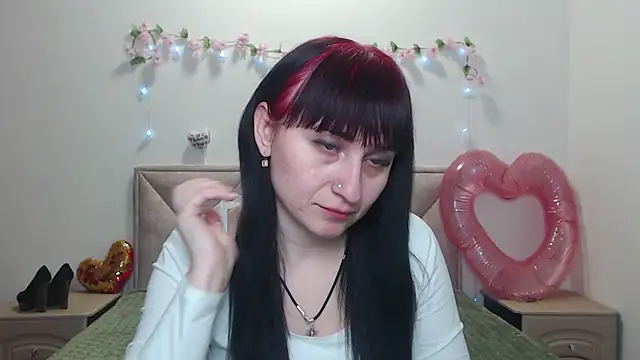 NinaFlawlees online show from 03/05/26, 12:56