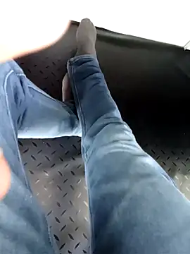 Snapshot of robinsan1010 chatting on 03/07/25, 09:51 robinsan1010 online show from 03/07/25, 09:51