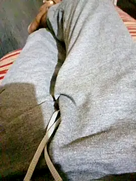 Snapshot of robinsan1010 chatting on 03/10/25, 05:18 robinsan1010 online show from 03/10/25, 05:18