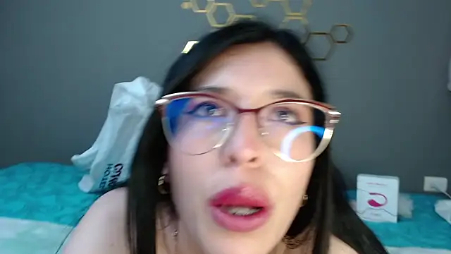 adriscute online show from 01/23/25, 04:41