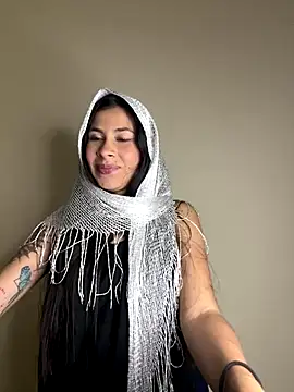 Snapshot of alia_bashar chatting on 11/08/25, 02:45 alia bashar online show from 11/08/25, 02:45