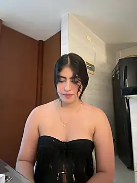 Gaby zahir  online show from 01/18/25, 12:35