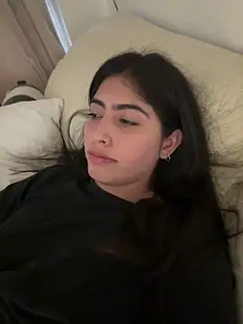 Gaby zahir  online show from 10/12/25, 04:06