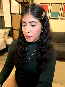 Gaby zahir  online show from 10/17/25, 01:53