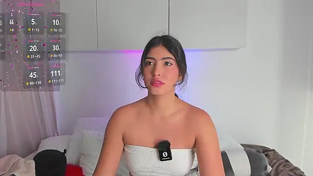 Snapshot of Gaby_zahir_ chatting on 02/08/26, 06:33 Gaby zahir online show from 02/08/26, 06:33