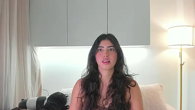 Snapshot of Gaby_zahir_ chatting on 03/02/26, 06:48 Gaby zahir online show from 03/02/26, 06:48