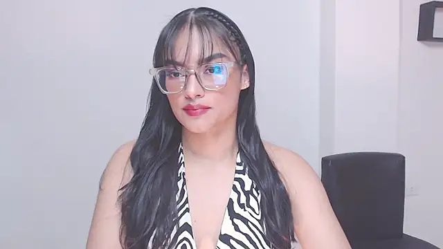 Snapshot of 1eve_rox chatting on 05/18/26, 11:21 1eve rox online show from 05/18/26, 11:21