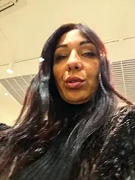 LeticiaWoods online show from 11/27/25, 10:50