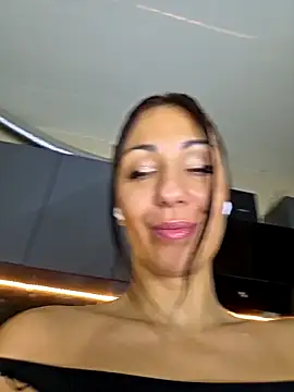 LeticiaWoods online show from 12/02/25, 09:14