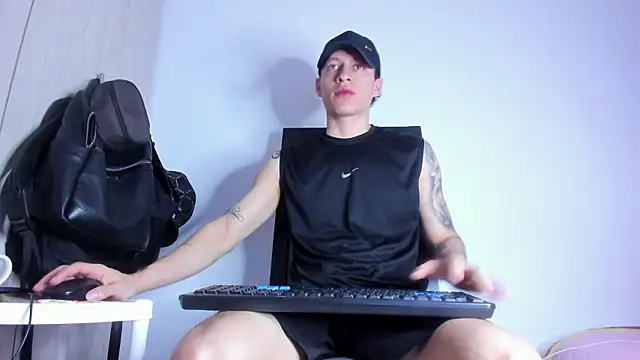 enzo bvlgari online show from 03/01/26, 02:30