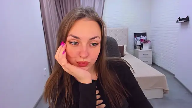 Snapshot of JessicaNickson chatting on 01/08/25, 09:32 JessicaNickson online show from 01/08/25, 09:32