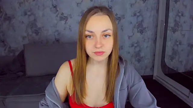 Snapshot of JessicaNickson chatting on 02/19/25, 06:11 JessicaNickson online show from 02/19/25, 06:11