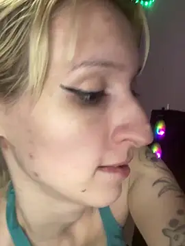 bunnydark00 online show from 01/06/26, 05:11