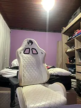 bunnydark00 online show from 01/19/26, 01:31