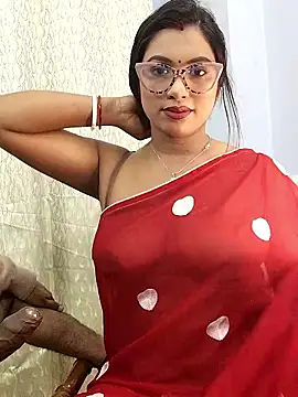 Queen Dolly online show from 01/15/26, 05:27