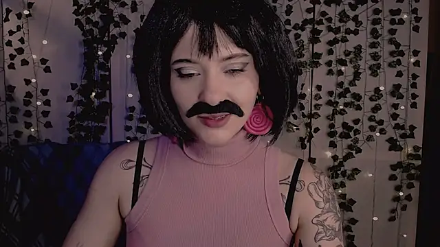 risha laas online show from 11/01/25, 08:00