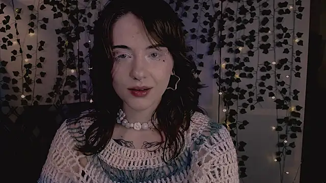 risha laas online show from 11/20/25, 08:08