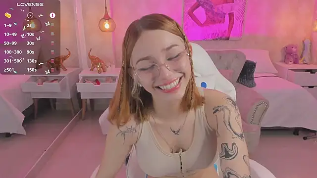 LITTLE-VIVI online show from 03/05/25, 10:11