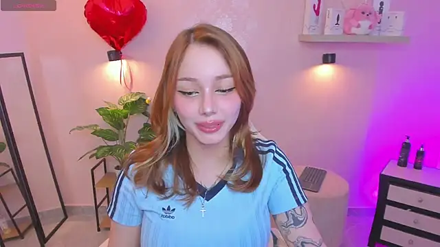 LITTLE-VIVI online show from 05/20/26, 02:29