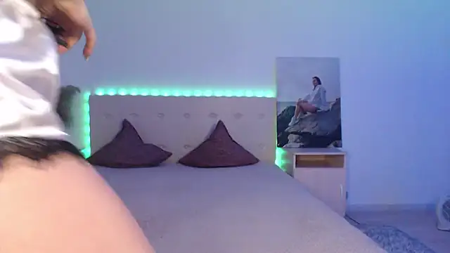 RoxannePure online show from 11/20/25, 04:23