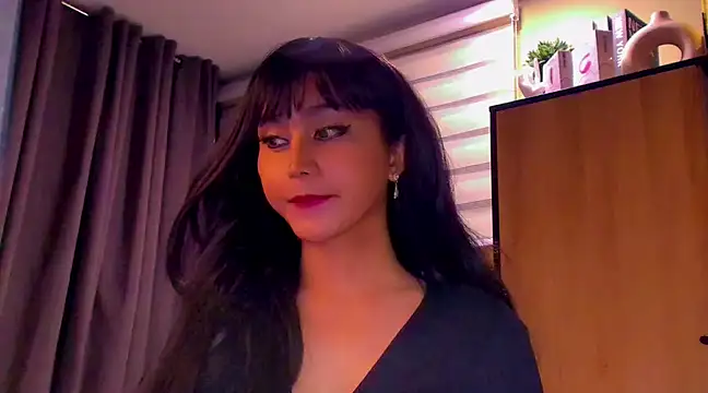 YOURCRISTINAS online show from 03/11/25, 03:45