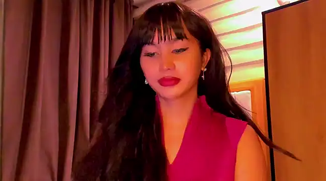 YOURCRISTINAS online show from 03/15/25, 09:30