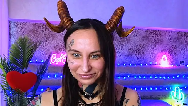 Cool Freak  online show from 03/23/25, 09:10