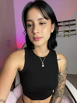 Snapshot of Ale_Lewis chatting on 01/25/25, 12:17 Ale Lewis online show from 01/25/25, 12:17