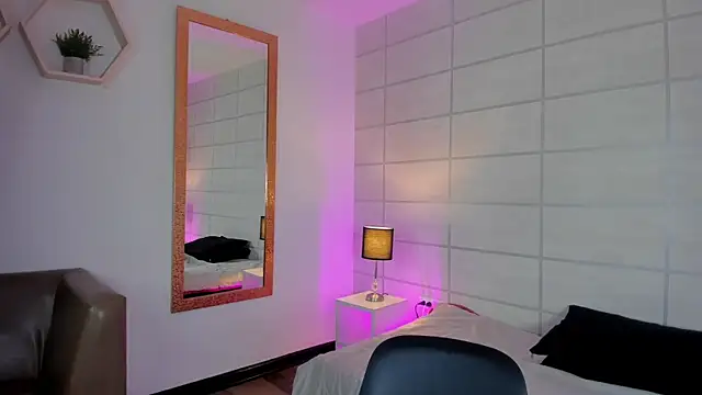 NanaRott online show from 04/02/26, 08:39