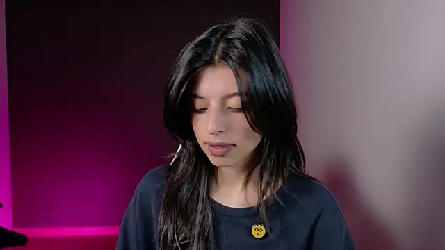 Snapshot of NanaRott chatting on 07/05/26, 02:51 NanaRott online show from 07/05/26, 02:51