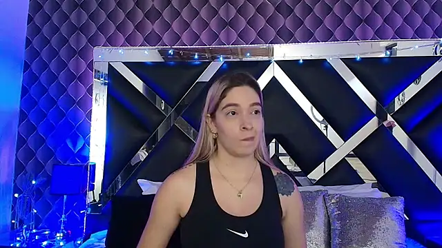 victoriaa lee  online show from 01/17/26, 08:12