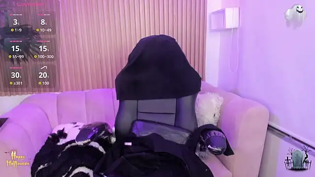 Mia damm online show from 10/31/25, 05:19