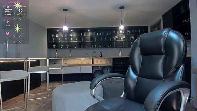 RenataReyes online show from 03/13/26, 08:15