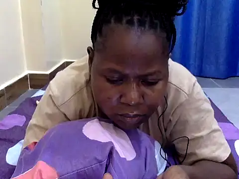 10sexymelo69  online show from 04/12/26, 11:26