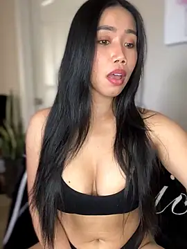 JazzieXo online show from 02/19/26, 08:49